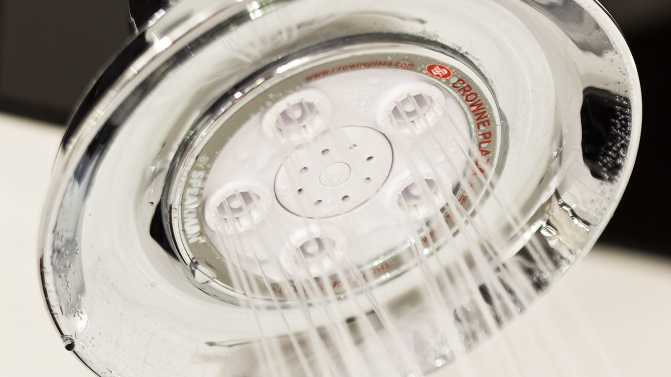 oneflow-laconcha-showerhead